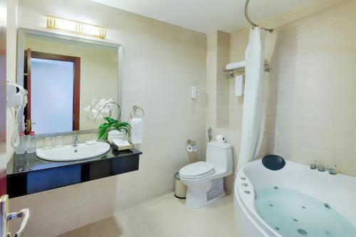 Silverland Central Hotel & Spa
