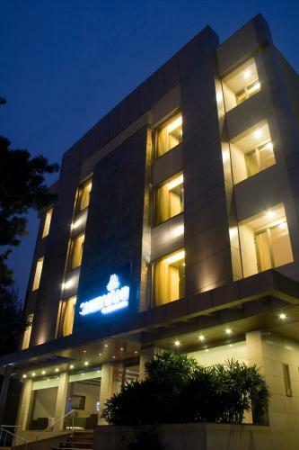 Hotel Shervani Nehru Place