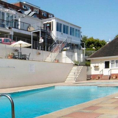 Hotel The Riviera