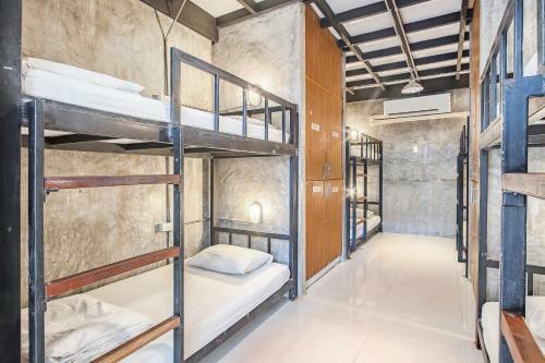 Freedom Hostels@phi Phi