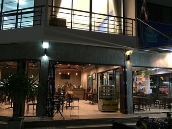 Albergue Samed Port View