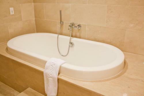 Vissai Saigon Hotel