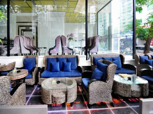 Hotel A & Em - 280 Le Thanh Ton