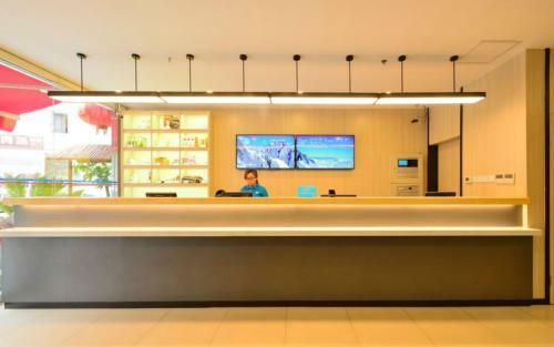 Hotel Hanting Express Jinan Huaxin Road
