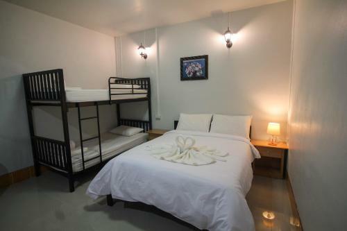 Koh Jum Hostel