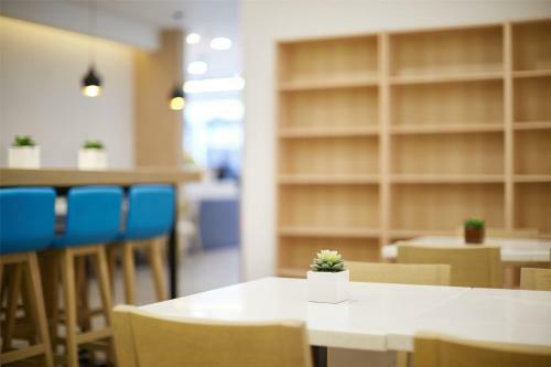 Hotel Hanting Express Kaifeng Songcheng Road