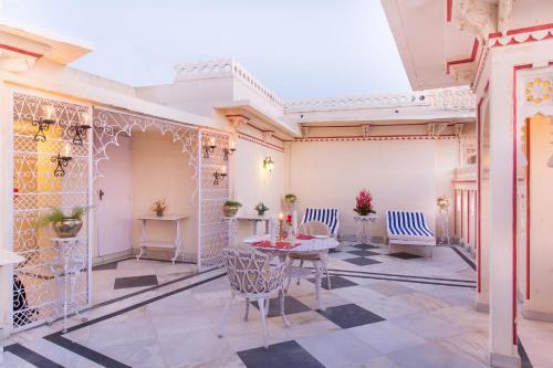 Hotel Shiv Niwas Palace - Grand Heritage