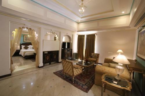 Hotel Fateh Prakash Palace - Grand Heritage