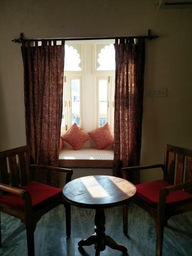 Bed & Breakfast Hotel Pratap Bhawan