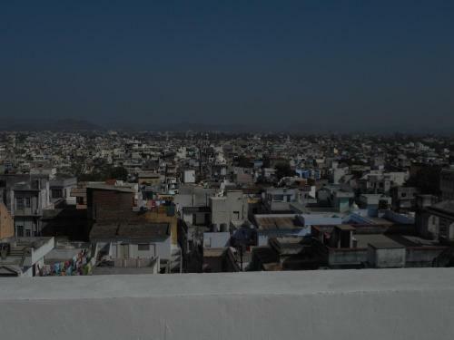 Hostal Mewar Avenue Guest House