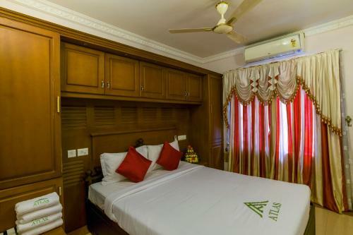 Atlas Airport Aparthotel