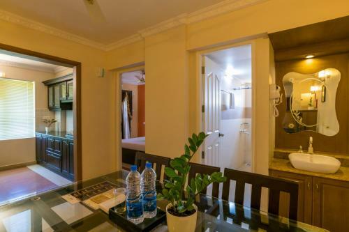 Atlas Airport Aparthotel