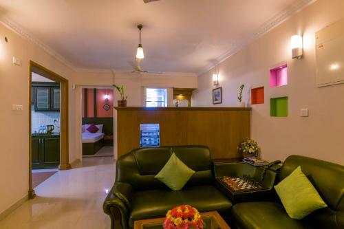 Atlas Airport Aparthotel