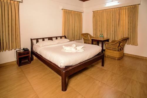 Hotel Crescent Residency