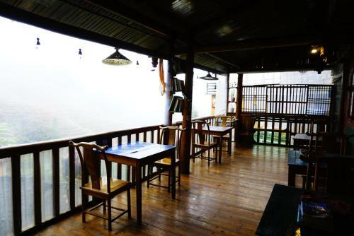 Hostal Longji Terrace Wood House