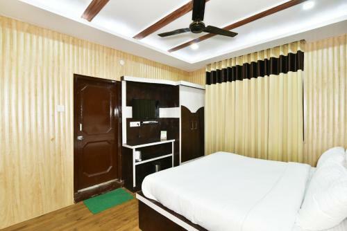 Hostal Surbhi Guest House