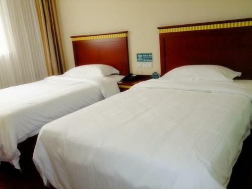 Greentree Inn Jiangxi Nanchang Bayi Square Express Hotel