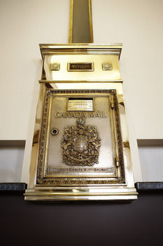 Lord Elgin Hotel