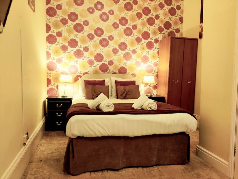 Wentworth House Hotel