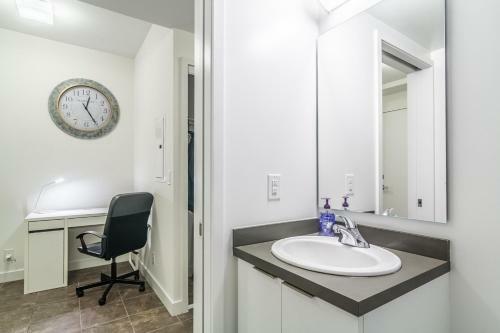 Apartamento Aoc Suites - Two Bedroom Condo - City/cn Tower View