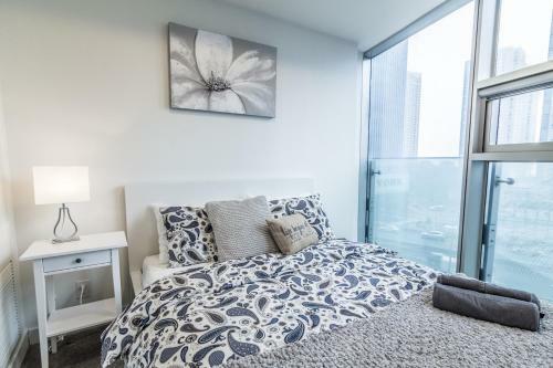 Apartamento Aoc Suites - Two Bedroom Condo - City/cn Tower View