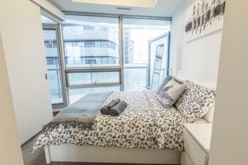 Apartamento Aoc Suites - Two Bedroom Condo - City/cn Tower View