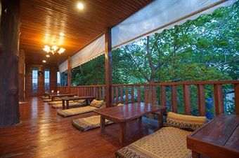Hotel Niramon Sunview Resort