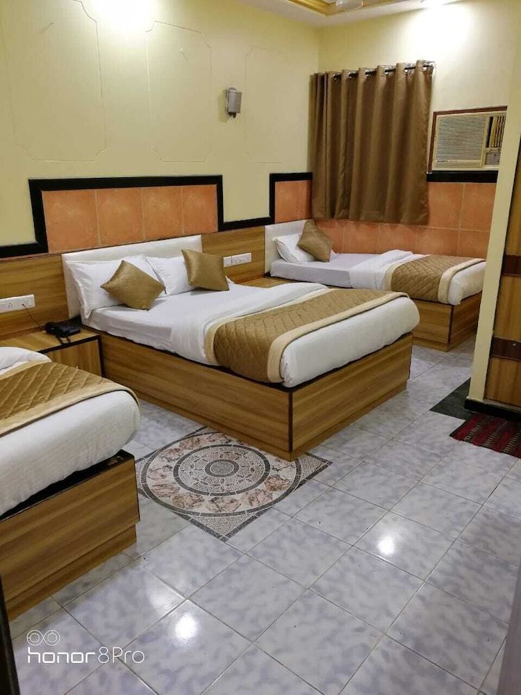 Hotel Swapna International