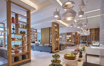 Hotel Shangri-la At The Fort, Manila