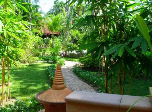 Hotel Noble Crown Resort & Spa