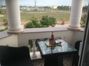 Bed & Breakfast Beautiful Moon Hoi An Villa
