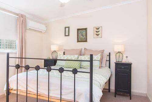 Villa Stoneleigh Cottage Bed And Breakfast