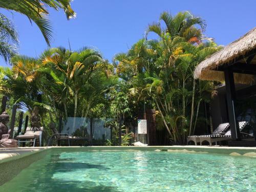 The Bali Hut On Water Central