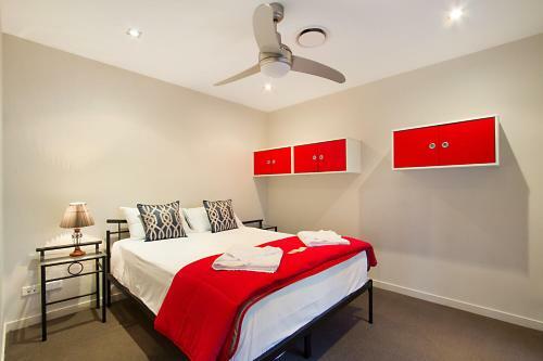 The Bali Hut On Water Central