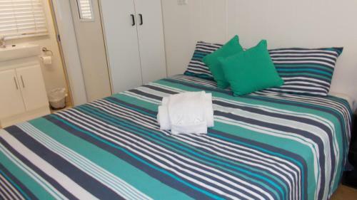 Oakridge Motel Tourist Park