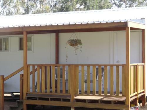 Oakridge Motel Tourist Park