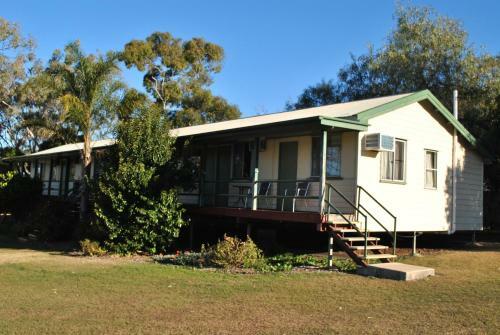 Oakridge Motel Tourist Park