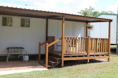 Oakridge Motel Tourist Park