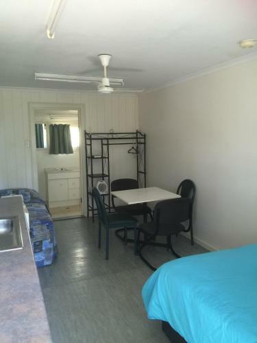 Oakridge Motel Tourist Park