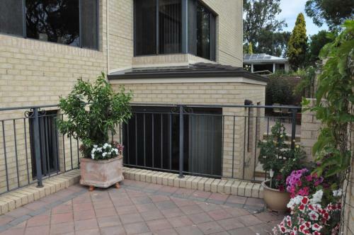 Apartamentos Alfred Cove Short Stay