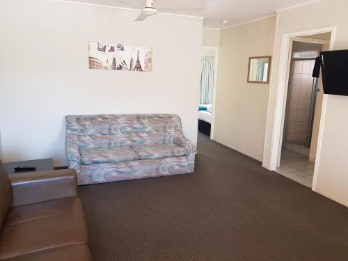 Kipparing Village Motel