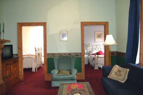 Bed & Breakfast Mariton House