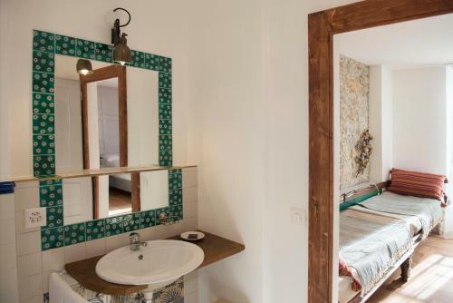 Hostal Guesthouse Le Locle