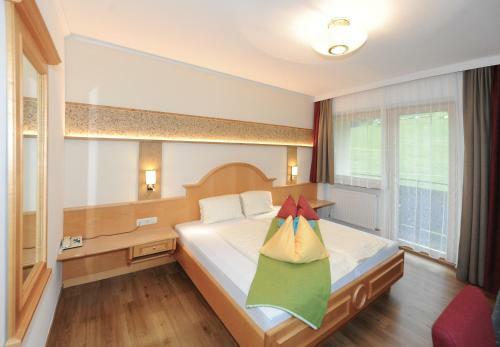 Ski In Ski Out Hotel Unterellmau