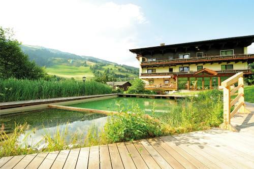Ski In Ski Out Hotel Unterellmau