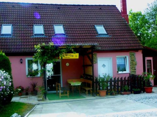 Hostal Private Sv?tlu?ka