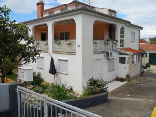 Apartment In Petrcane With One-bedroom 1