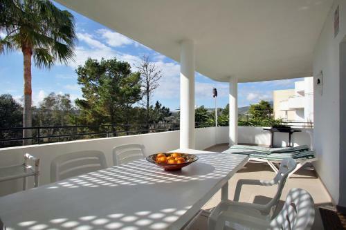 Sunny Golf Apartment