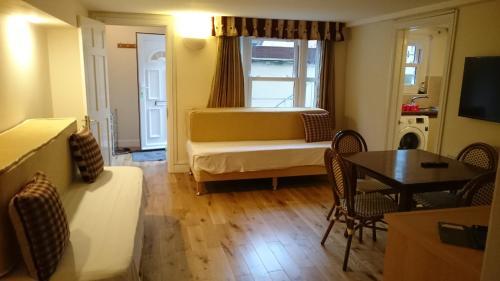 Apartamentos Mayville House Flat