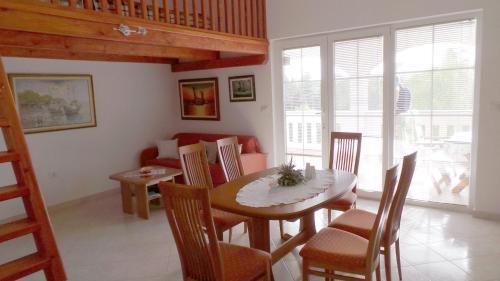 Apartment In Pula/istrien 17418